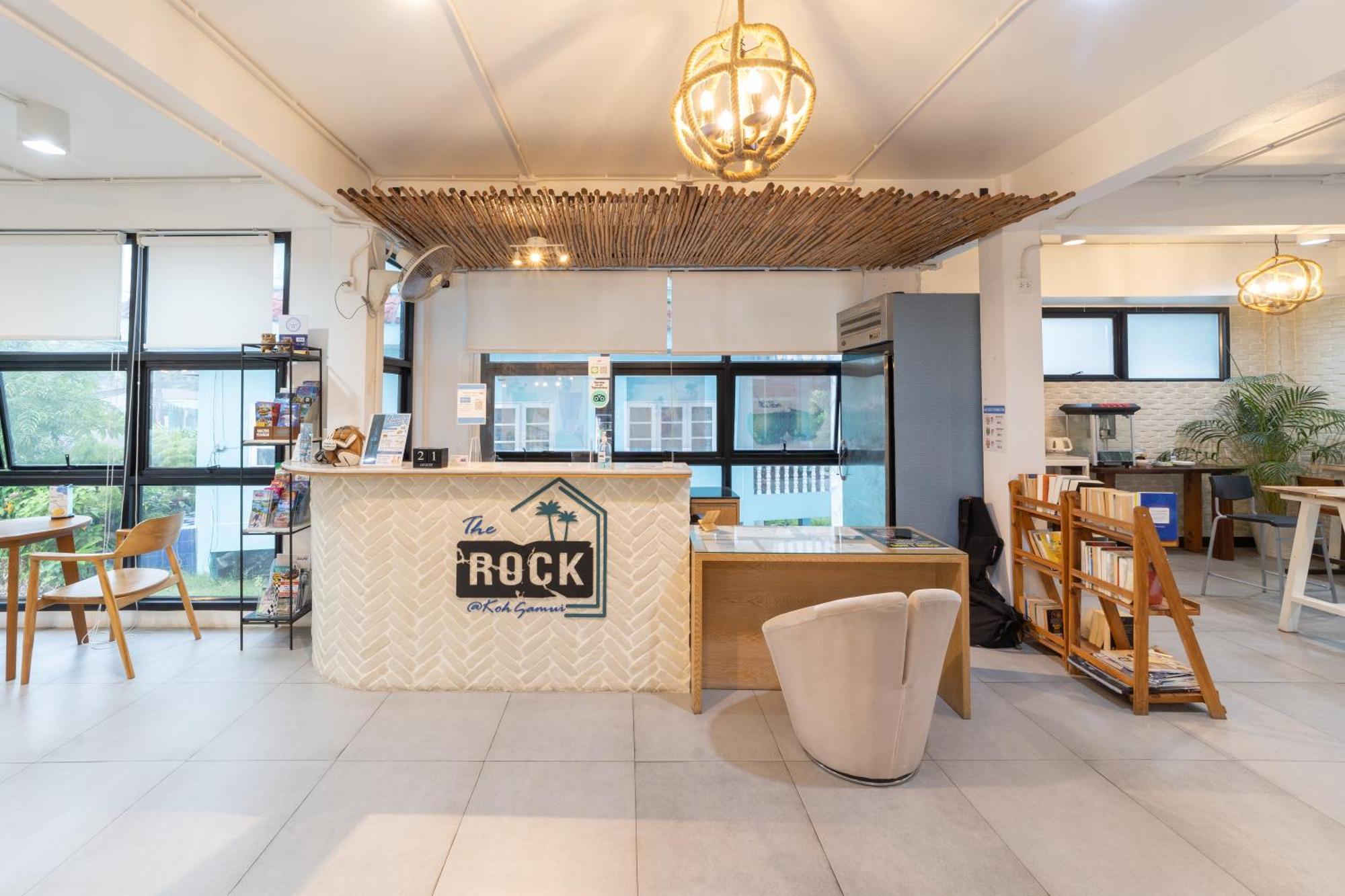 The Rock Samui Poshtel Lamai Beach Esterno foto